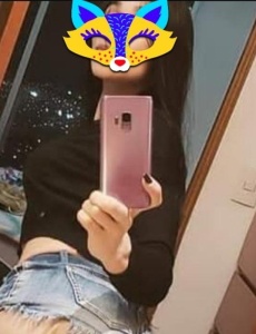 Colombiana de grandes cadera
