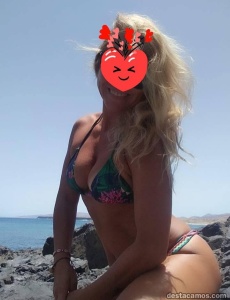 Tania rubia explosiva traviesa.