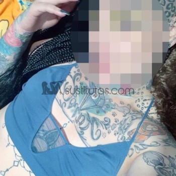 Camila, joven masajista amateur, estoy practicando en mi casa, un chalet, donde estás invitado a venir a relajarte, Teulada