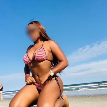 Soy una chica de 26 años dominicana nueva, Elche