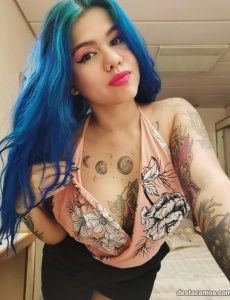 Ingrid.. Chica alternativa y ada!!