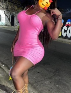 Mulata muy implicada