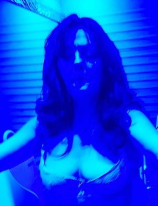 Sara mujer madura muy cariÑosa