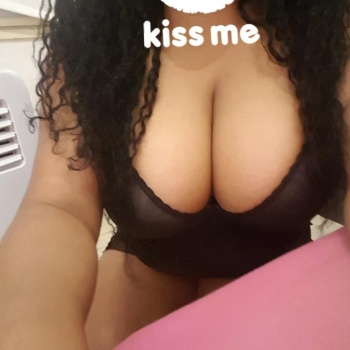 Adriana 38 años independiente( atiendo)sola, Elche