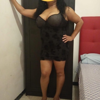 Adriana manos de seda, Elche