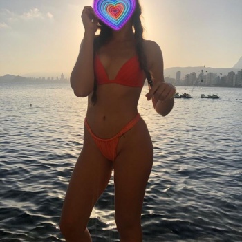 Chica ama... Teur, Benidorm