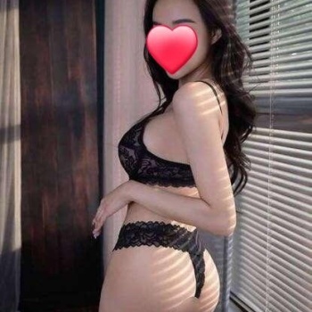 Chica de compaÑÍa asiÁtica,cariÑosa suave, Benidorm
