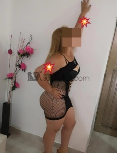 Rubia espectacular soy una chica curvi dispuesta a conocer hombres que quieran mi grata compañía