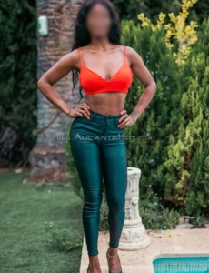 Paola mulata colombiana