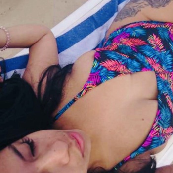 Paola, latina, Alicante