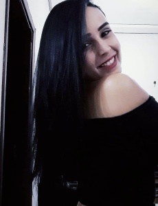 Karine, brasileña