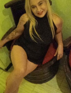 Valentina, madura colombiana
