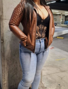 Yessica, latina