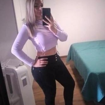 Joven cariÑosa para compaÑÍa de lujo, Teulada