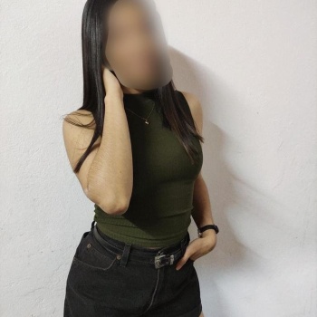 Esmeralda brasileña escort modeló vid en alicante ,,, Alcoy