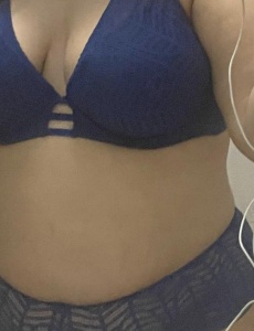 Paula jovencita gordita