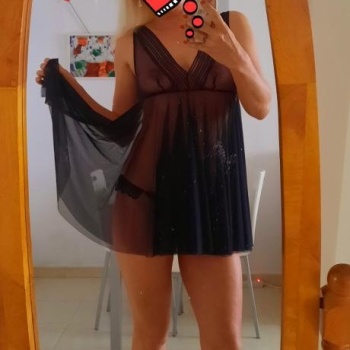 Una rubia simpática y agradable denia, Denia