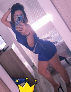 Chica educada súper joven para masajes y momentos inolvidables!