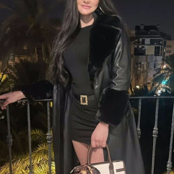 Valeria, Elche
