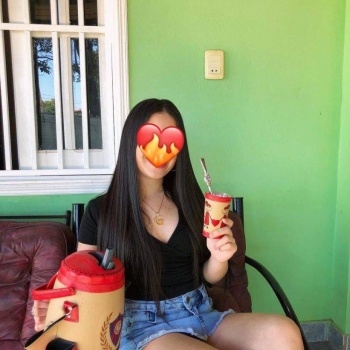 Joven masajista dulce y mimosa, Elche