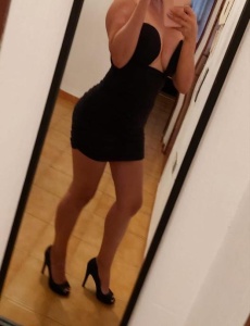 Brenda hermosa morena