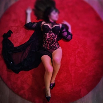 Andrea, 25 años, masajista titulada, Alicante