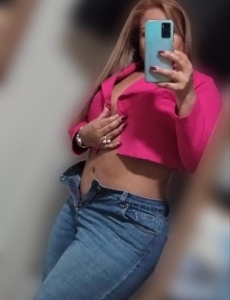 Salomé, hermosa y divertida