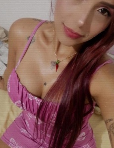 Victoria hermosa colombiana de 27 años con un cuerpo expectacular