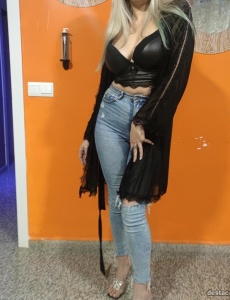Paula espaÑola disponible en elche centro