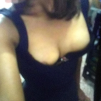 Sara molina de pelo corto, Elda