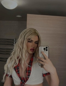 Emma, latina nueva en alicante