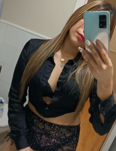 Sara, latina 22 añitos