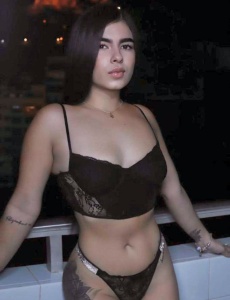 Isa, jovencita muy exótica