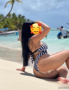 Natalia preciosa y divertida experta en el