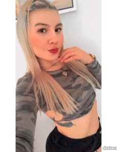 Sere tu mayor tal cual me vez toda una jovencita muy y autentica colombiana