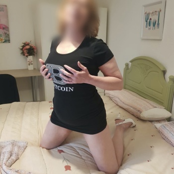 Vanesa, ama de casa, Elche