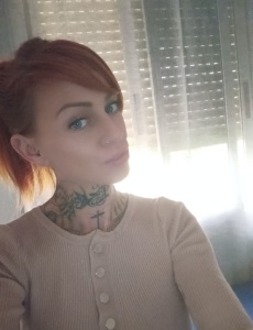 Natalia, masajista y acompañante