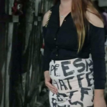 Chica simpatica, Elche