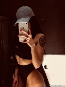 Hola Mis amores soy NIKOLuna hermosa Latina recién