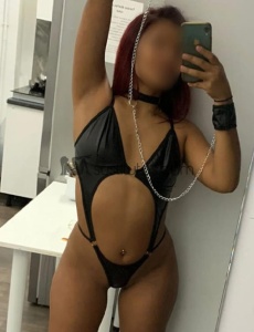 Mónica, jovencita colombiana muy guapa