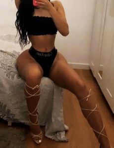 Zami latina explosiva cuerpo+gym fotos reales” nueva