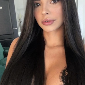 Andrea latina por primera vez en tu ciudad, Alicante