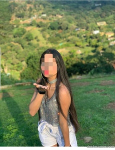 Hola chicos soy nicol colombiana tengo 20 años