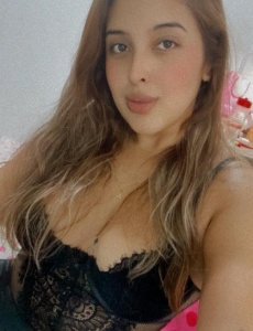En denia laura vengo a darte los mejores momentos soy muy discreta me gusta dar y recibir te encantará