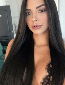 Andrea, por primera vez en alicante