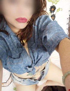 Hola soy bianca y he vuelto después de mucho tiempo más enrollada que nunca, muy aplicada