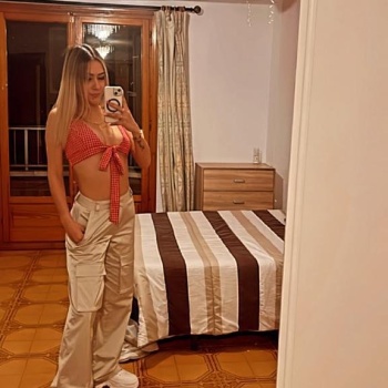 Enma hermosa jovencita muy dispuesta a todo, Elche
