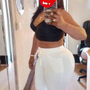 Soy una morena esperando por ti, papasito, Alicante