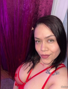 Alexa bonita chica colombiana muy atenta y cariñosa