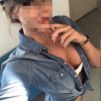 Valentina blonde masseuse with heart-stopping curves, Torrevieja